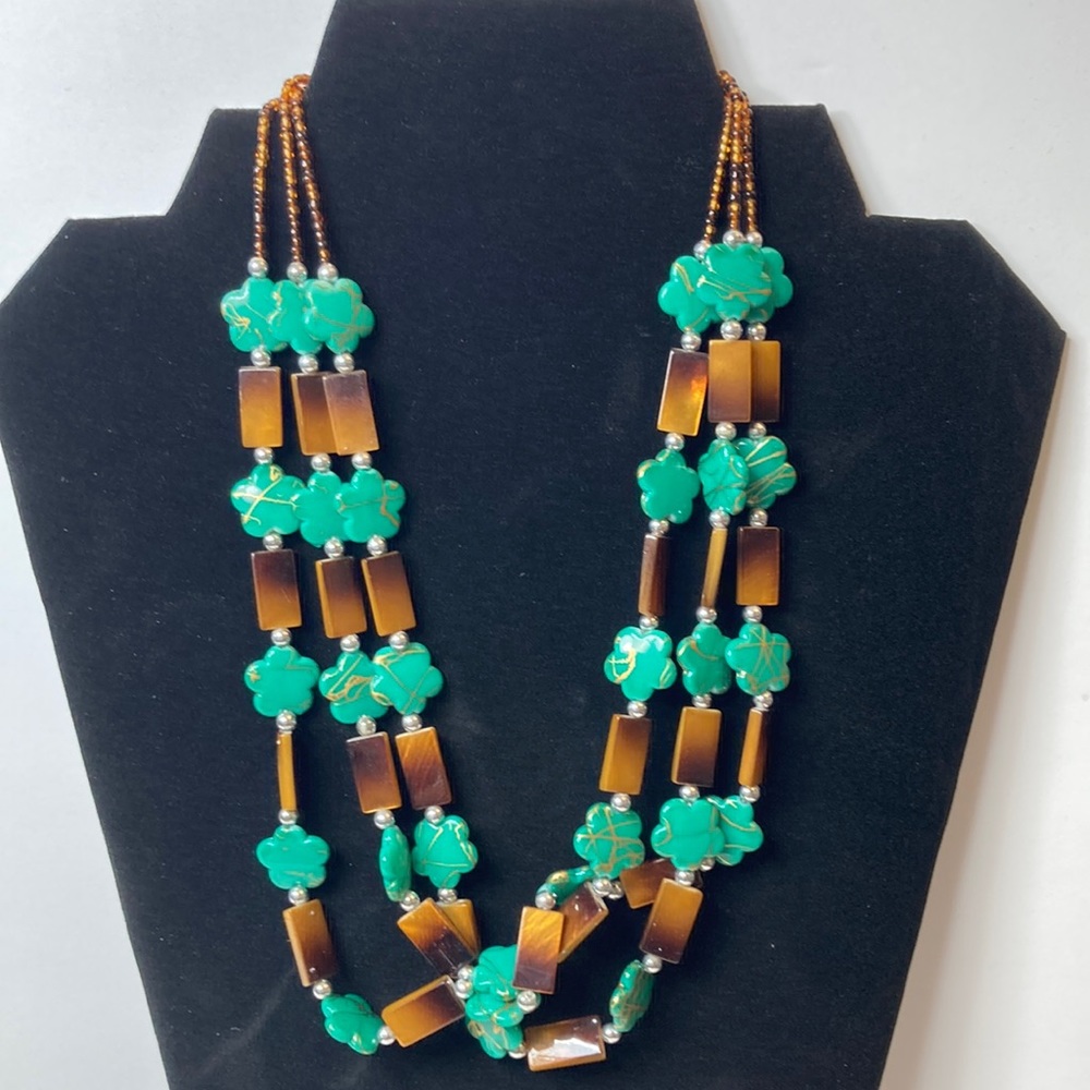 Green Brown Gold Flower Bead Necklace 18" 3" Extender